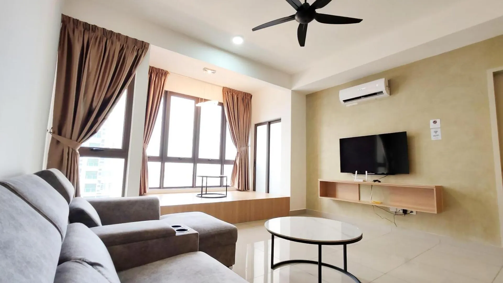 Bali Premier Residence Melaka 0*, Malacca